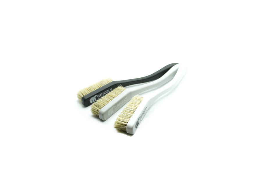 Grizzly Holds Climbing Brush